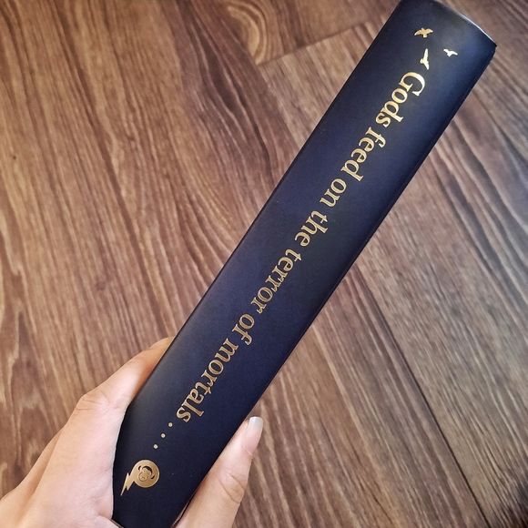 Illumicrate Lies We Sing to the Sea by Sarah Underwood - Picture 7 of 9